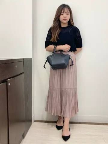 Feroux スタッフ コーディネート画像