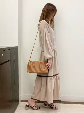 Feroux スタッフ コーディネート画像