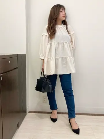 Feroux スタッフ コーディネート画像