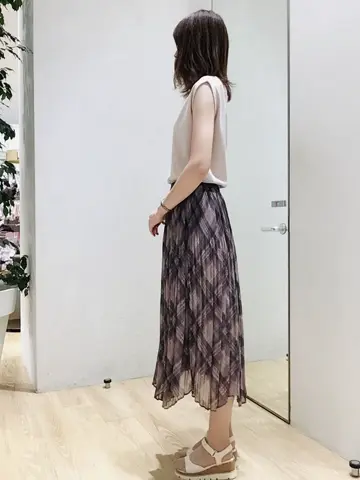 Feroux Y コーディネート画像