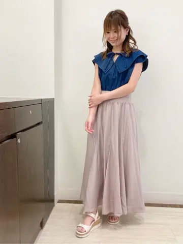 Feroux スタッフ コーディネート画像