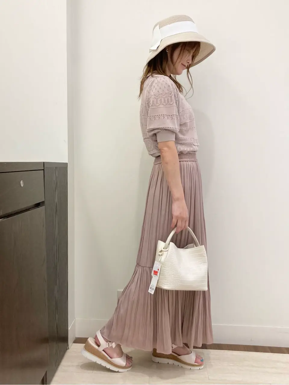 Feroux スタッフ コーディネート画像