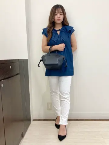 Feroux スタッフ コーディネート画像