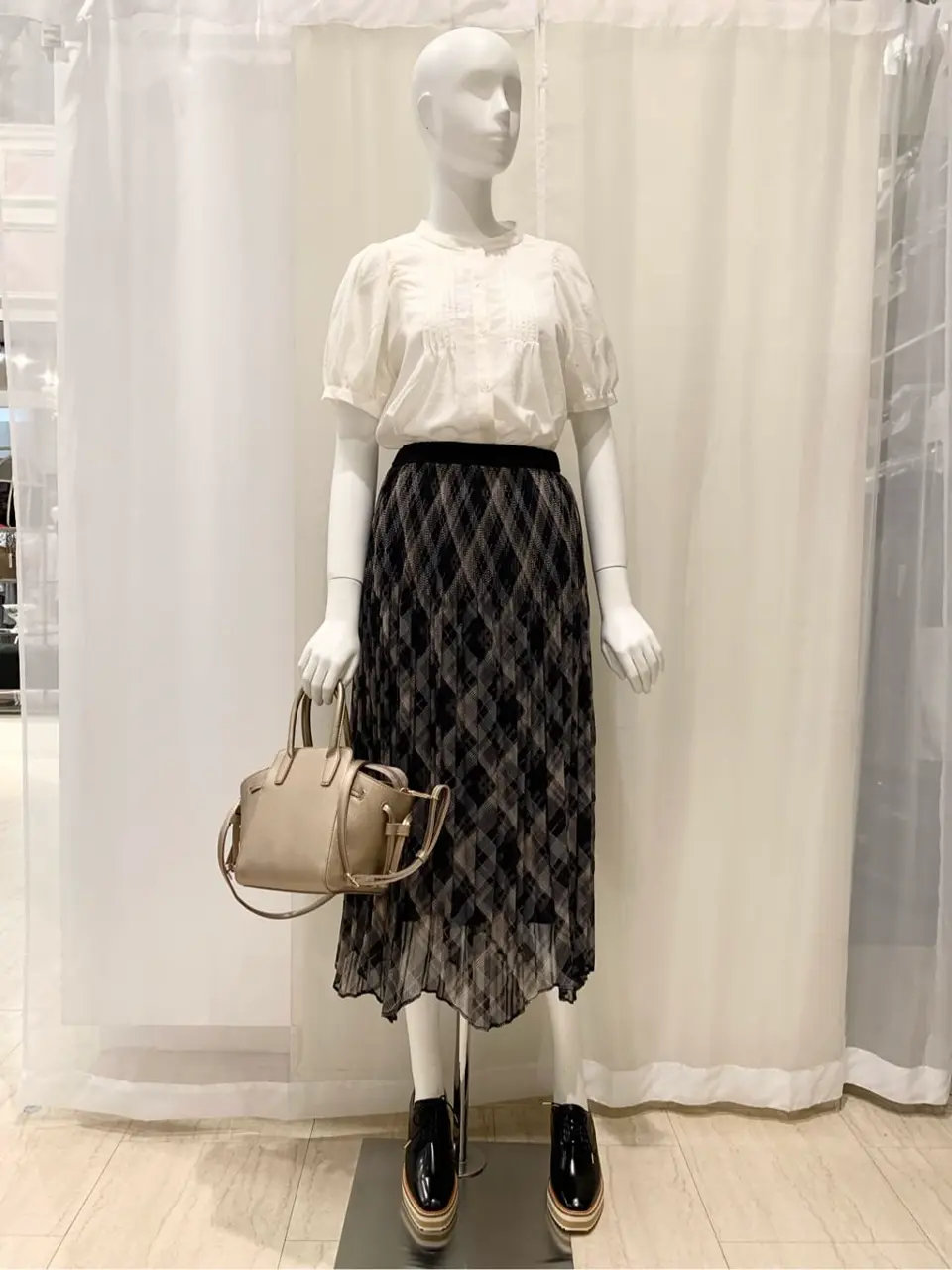 Feroux 石原 コーディネート画像