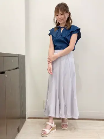 Feroux スタッフ コーディネート画像