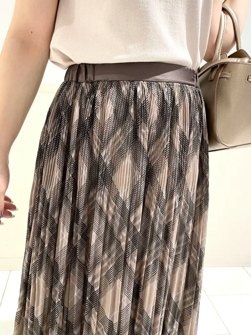 Feroux 土居 コーディネート画像