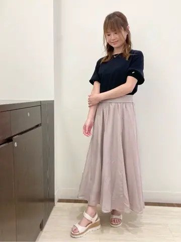 Feroux スタッフ コーディネート画像