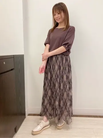 Feroux スタッフ コーディネート画像