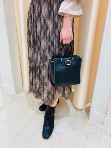 Feroux スタッフ コーディネート画像