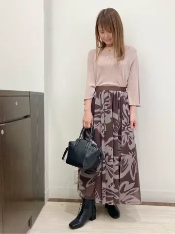 Feroux スタッフ コーディネート画像