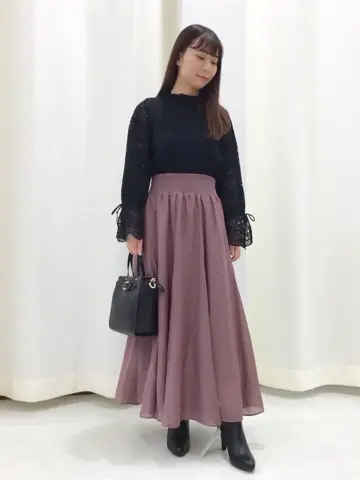 Feroux スタッフ コーディネート画像