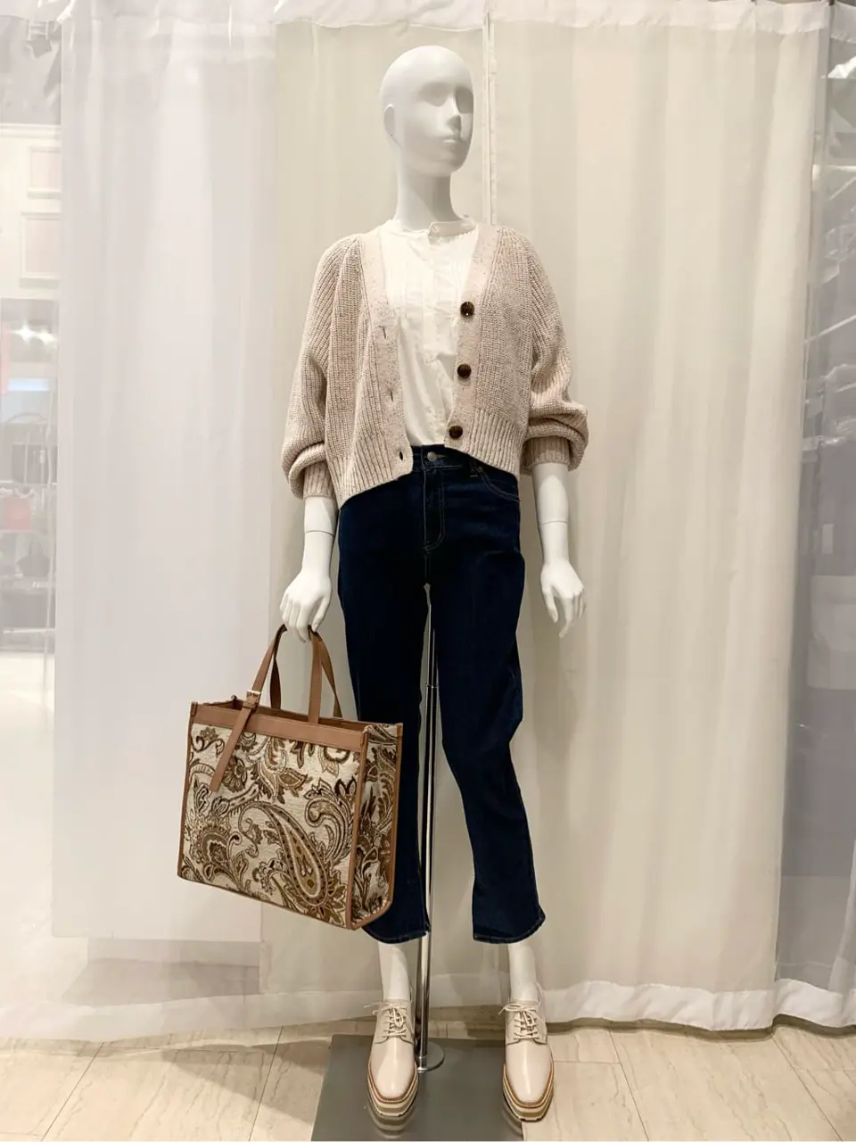 Feroux 石原 コーディネート画像