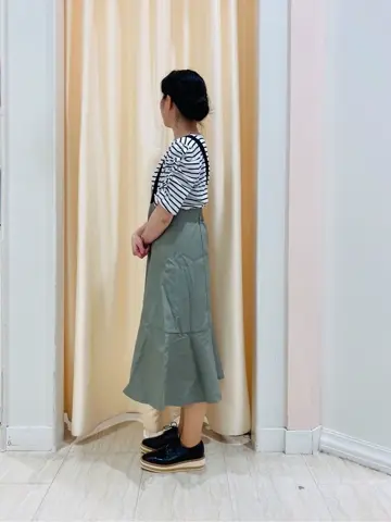 Feroux スタッフ コーディネート画像