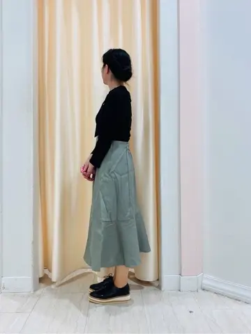 Feroux スタッフ コーディネート画像