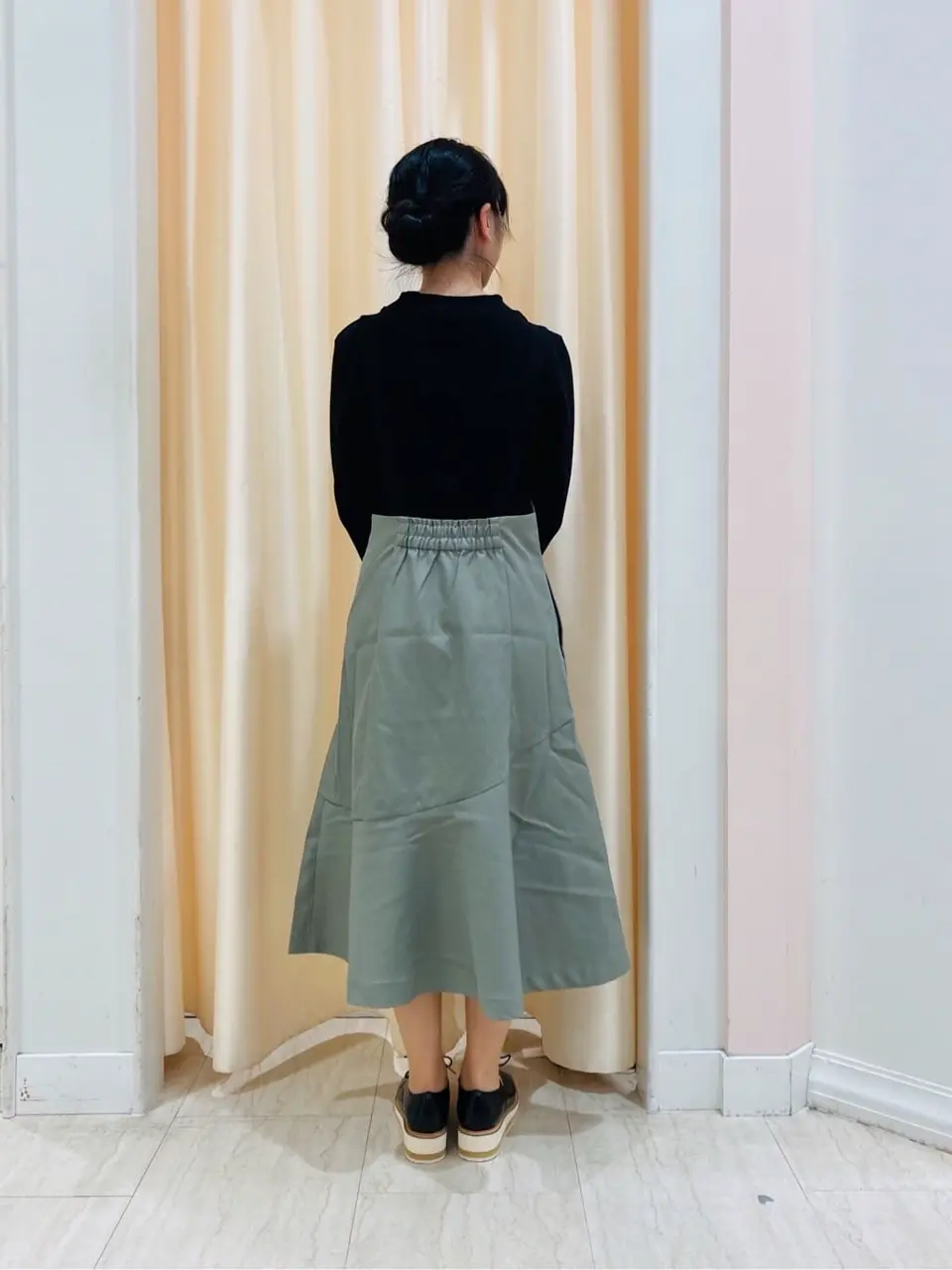 Feroux スタッフ コーディネート画像