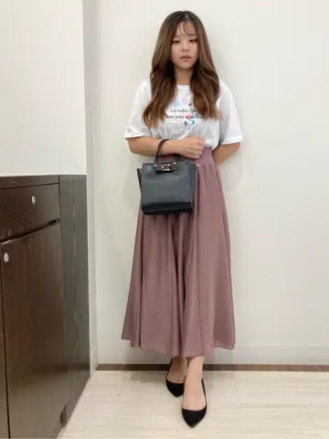 Feroux スタッフ コーディネート画像