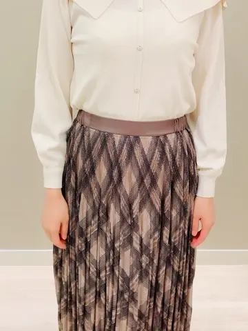 Feroux スタッフ コーディネート画像