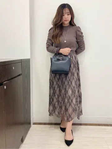 Feroux スタッフ コーディネート画像