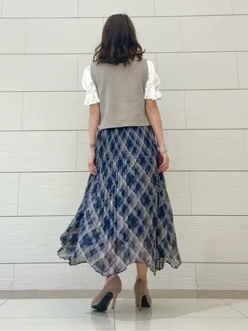 Feroux スタッフ コーディネート画像