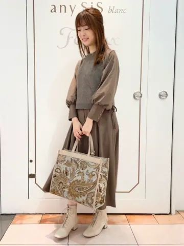 Feroux スタッフ コーディネート画像