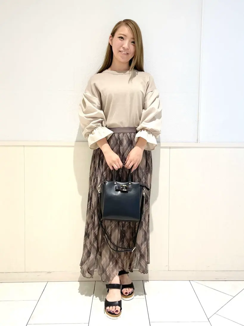 Feroux 土居 コーディネート画像