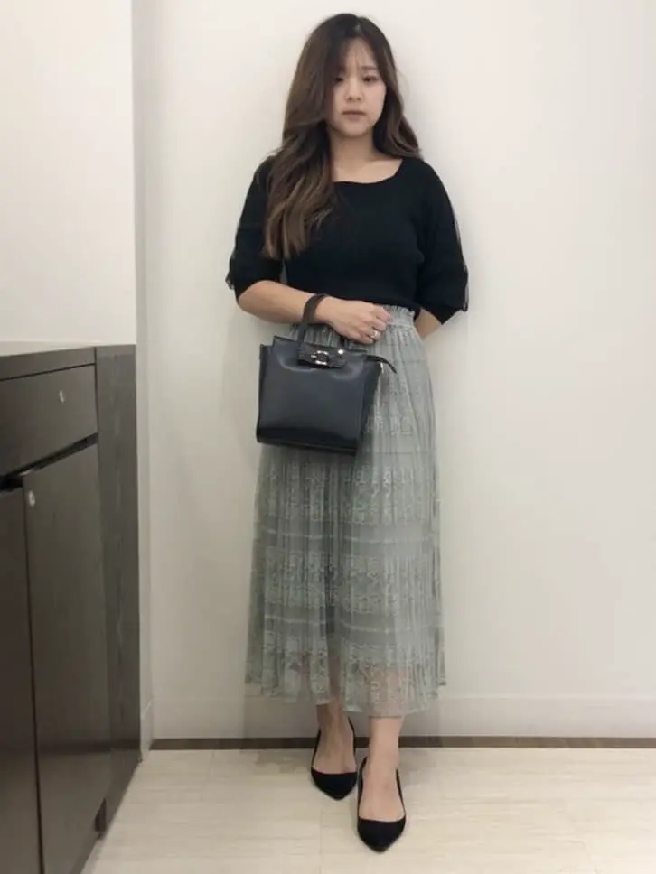 Feroux スタッフ コーディネート画像