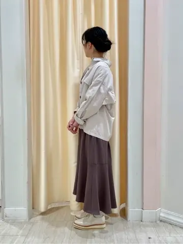 Feroux スタッフ コーディネート画像