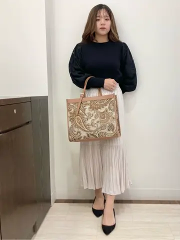 Feroux スタッフ コーディネート画像