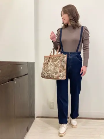 Feroux スタッフ コーディネート画像