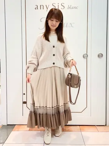 Feroux スタッフ コーディネート画像