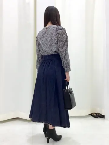 Feroux スタッフ コーディネート画像