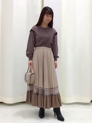 Feroux スタッフ コーディネート画像