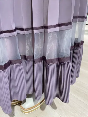 Feroux スタッフ コーディネート画像