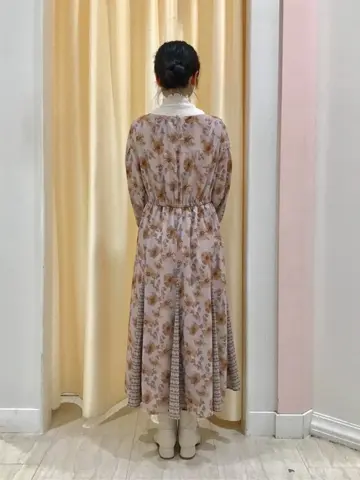 Feroux スタッフ コーディネート画像