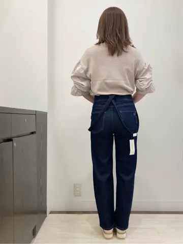 Feroux スタッフ コーディネート画像