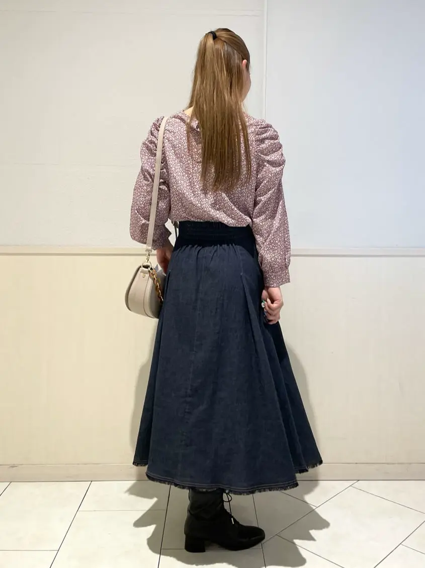 Feroux 土居 コーディネート画像