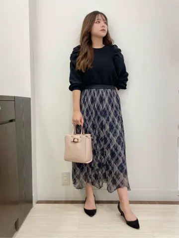 Feroux スタッフ コーディネート画像