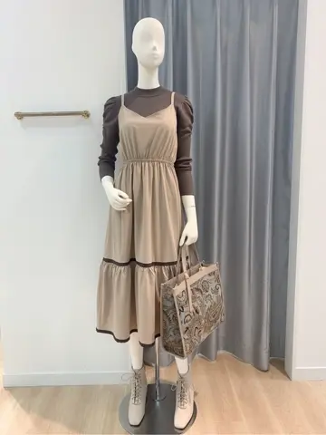 Feroux スタッフ コーディネート画像