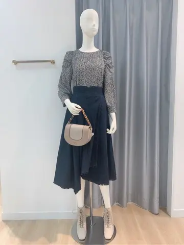 Feroux スタッフ コーディネート画像