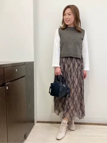 Feroux スタッフ コーディネート画像