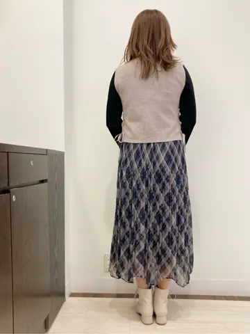 Feroux スタッフ コーディネート画像