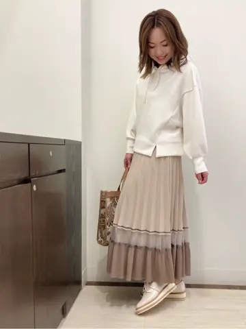 Feroux スタッフ コーディネート画像