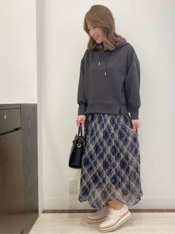 Feroux スタッフ コーディネート画像