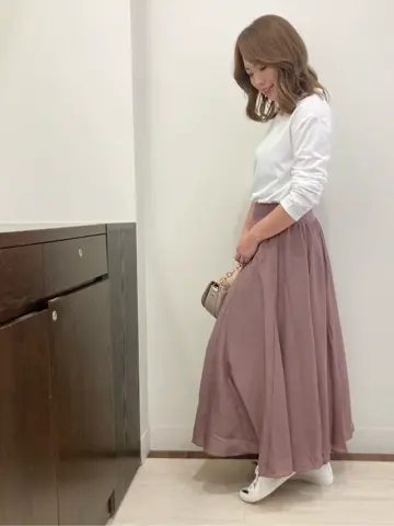 Feroux スタッフ コーディネート画像