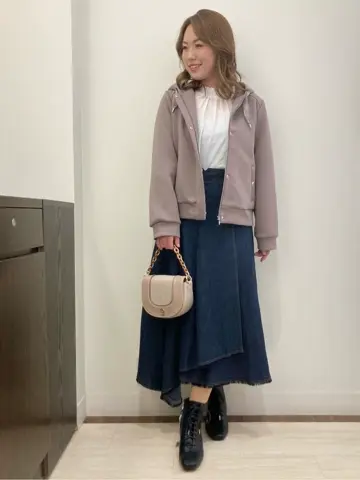 Feroux スタッフ コーディネート画像