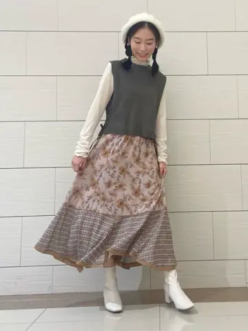 Feroux スタッフ コーディネート画像