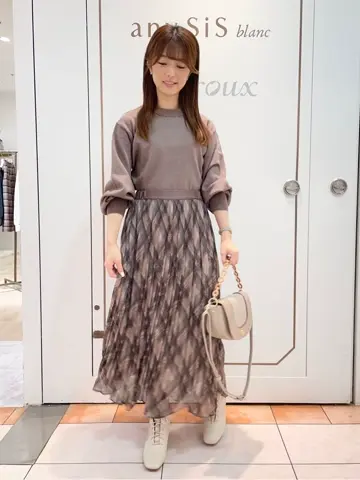 Feroux スタッフ コーディネート画像