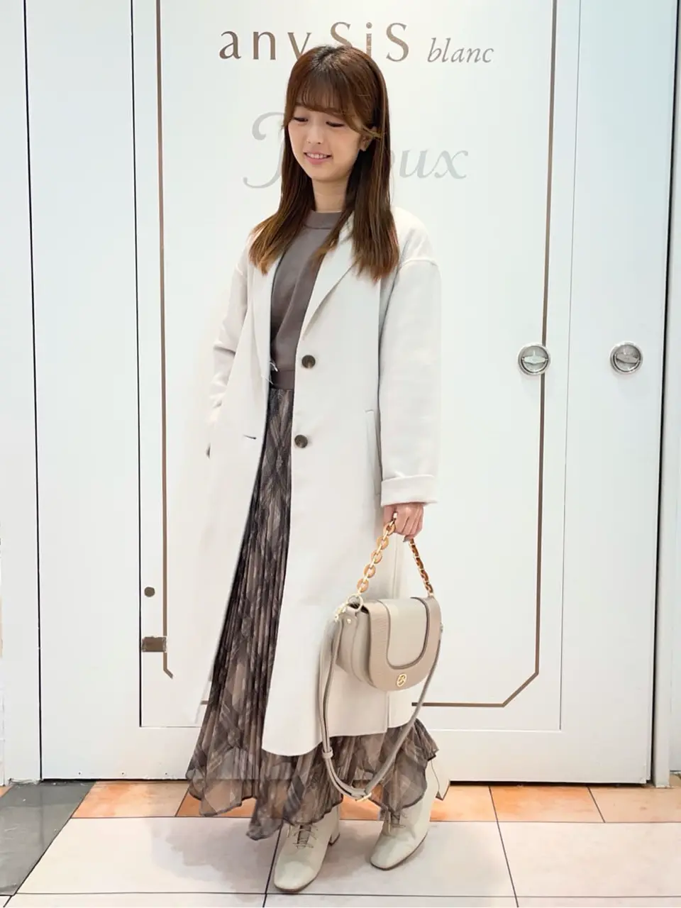 Feroux スタッフ コーディネート画像