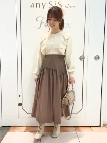 Feroux スタッフ コーディネート画像