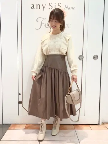 Feroux スタッフ コーディネート画像